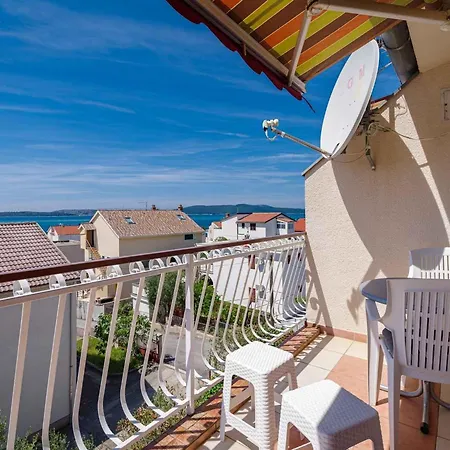 Brodarica Apartments *