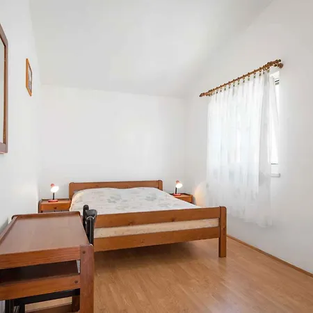 Brodarica Apartments * 布罗达里卡