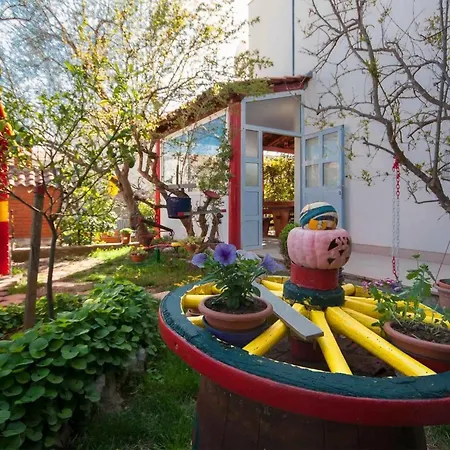 Brodarica Apartments *