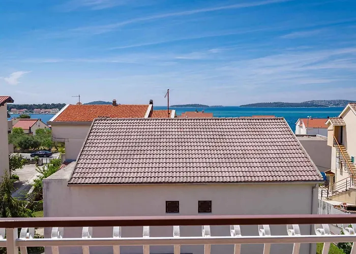 Brodarica Apartments